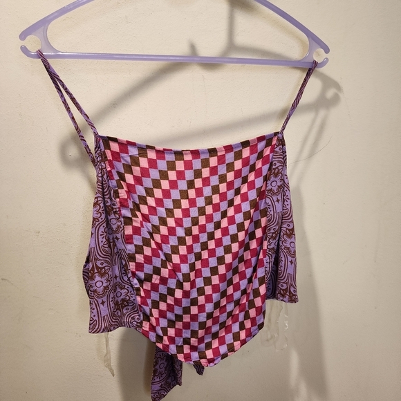 SO Juniors  Floral Checkered Pink and Brown Straps Short Casual Top Size L - Picture 2 of 12